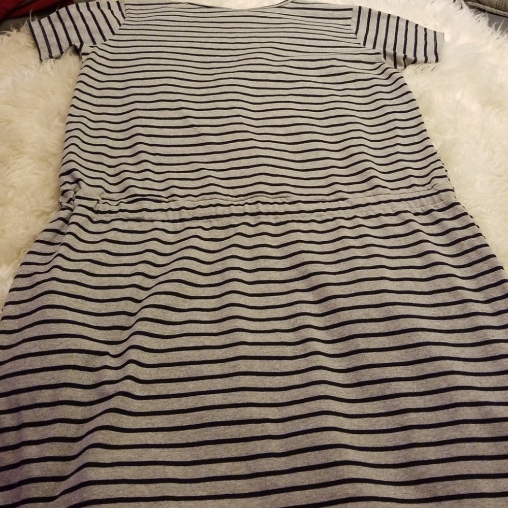 Grey and Navy Striped Dress - Picture 4 of 7